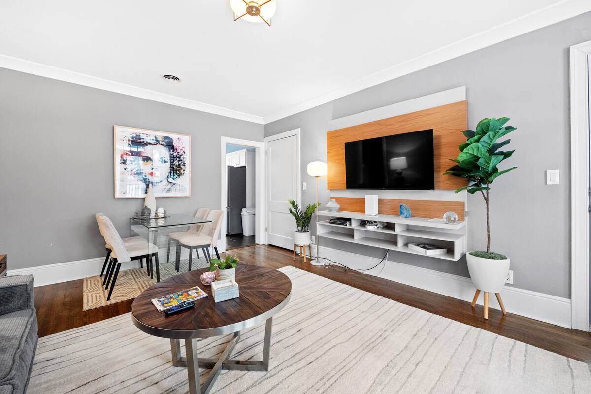 Entire serviced apartment in Syracuse, New York - Photo 3