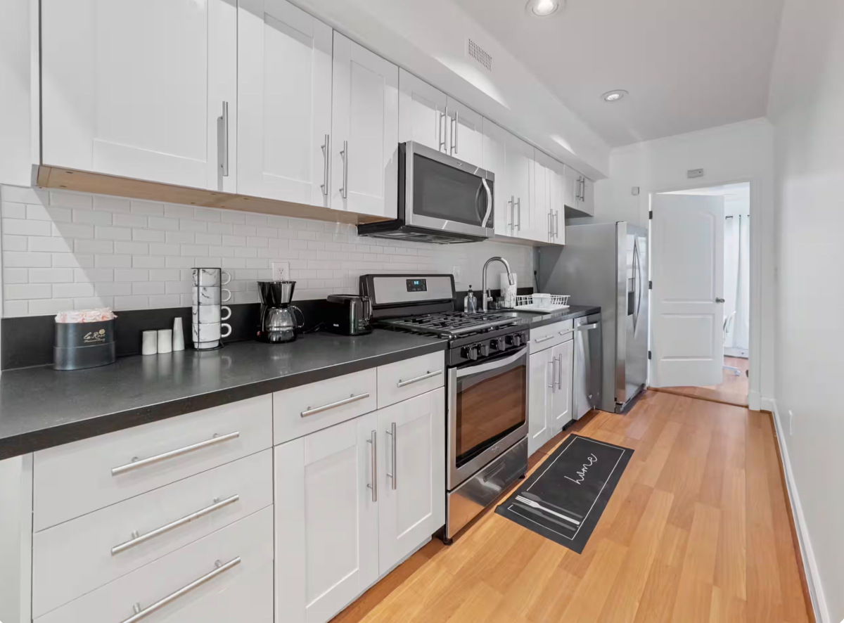 Modern Furnished 2BR/1BA Stay in Washington, DC - Photo 4