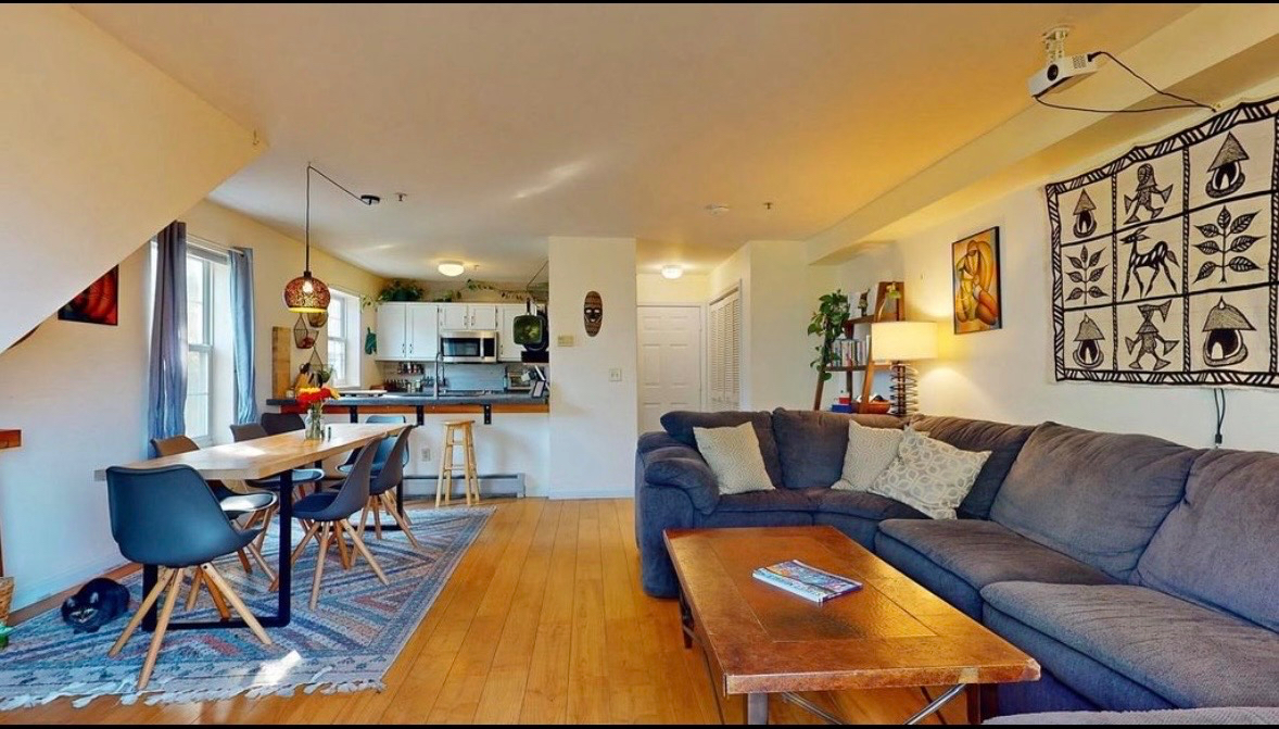 Walk to UVMMC & UVM | Quiet Room in Prime Burlington Location - Photo 5