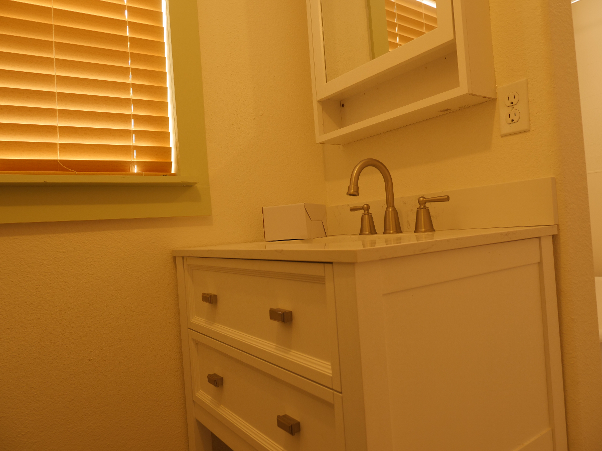 Furnished South End Cottage with Dedicated Parking in Downtown - Photo 9