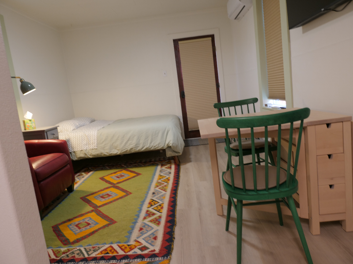 Furnished South End Cottage with Dedicated Parking in Downtown - Photo 12