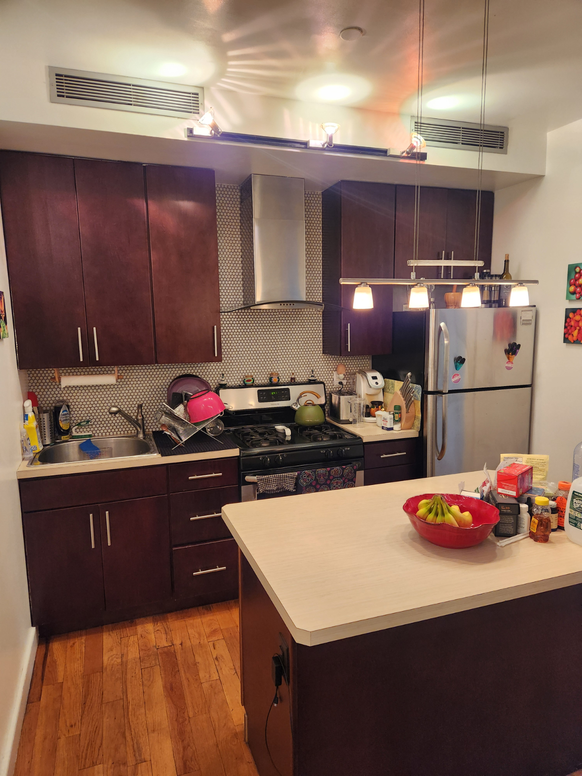 Furnished 2BR with Massive 900 SF Private Patio in Brooklyn - Photo 6