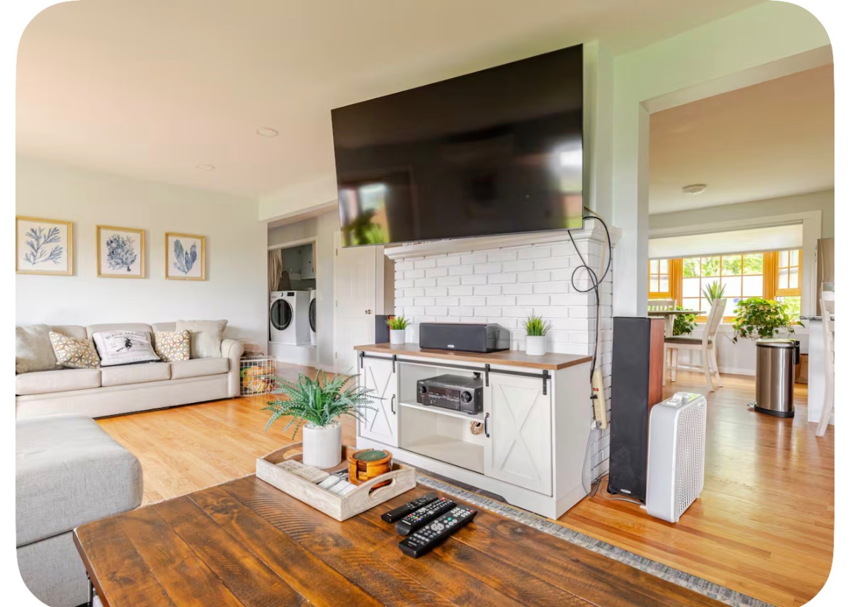 New listing! Pet-Friendly South Burlington Home Garage + Fenced Yard + Hot Tub Near UVM - Photo 1