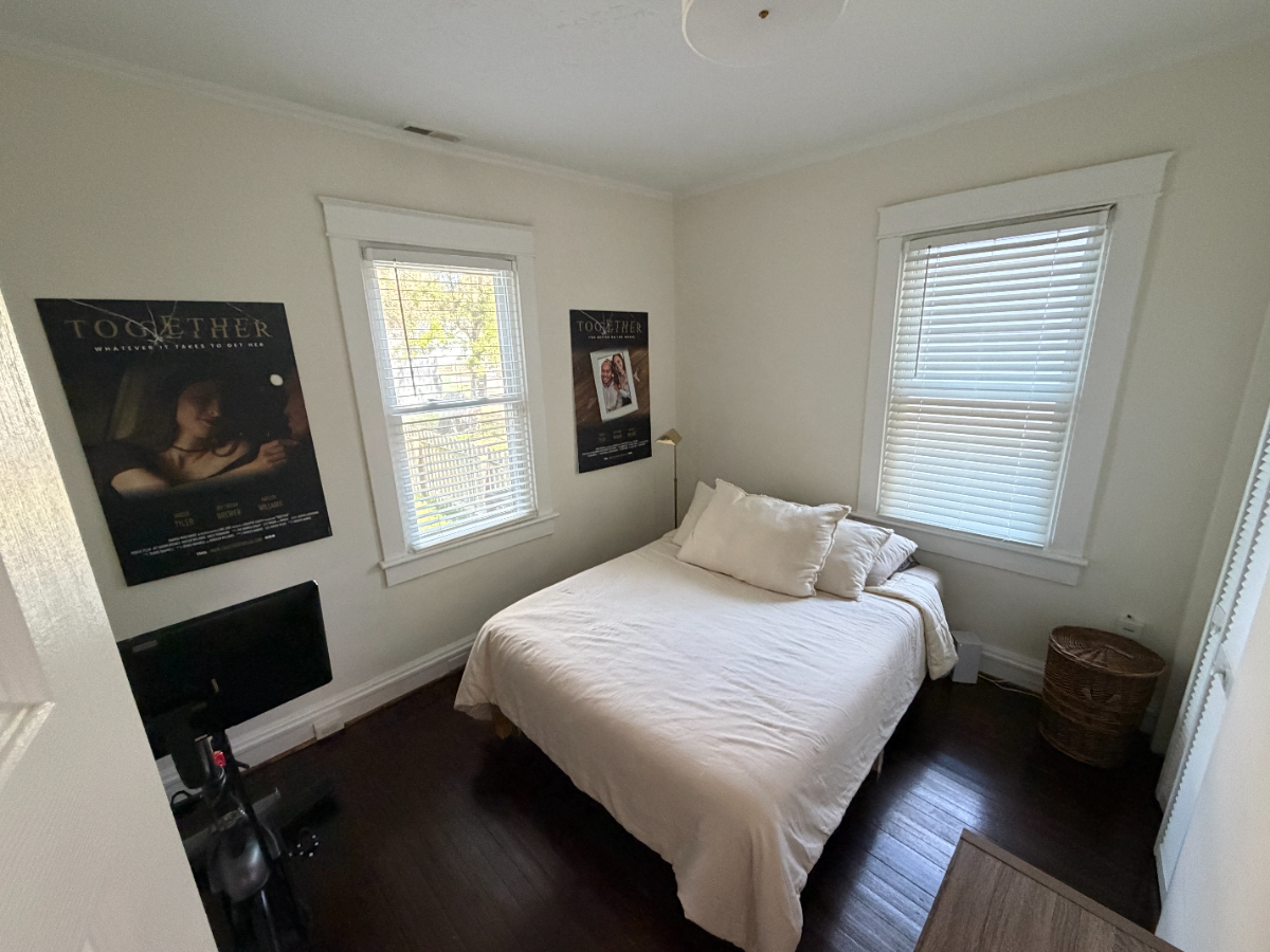 Swansboro Bungalow - Photo 3
