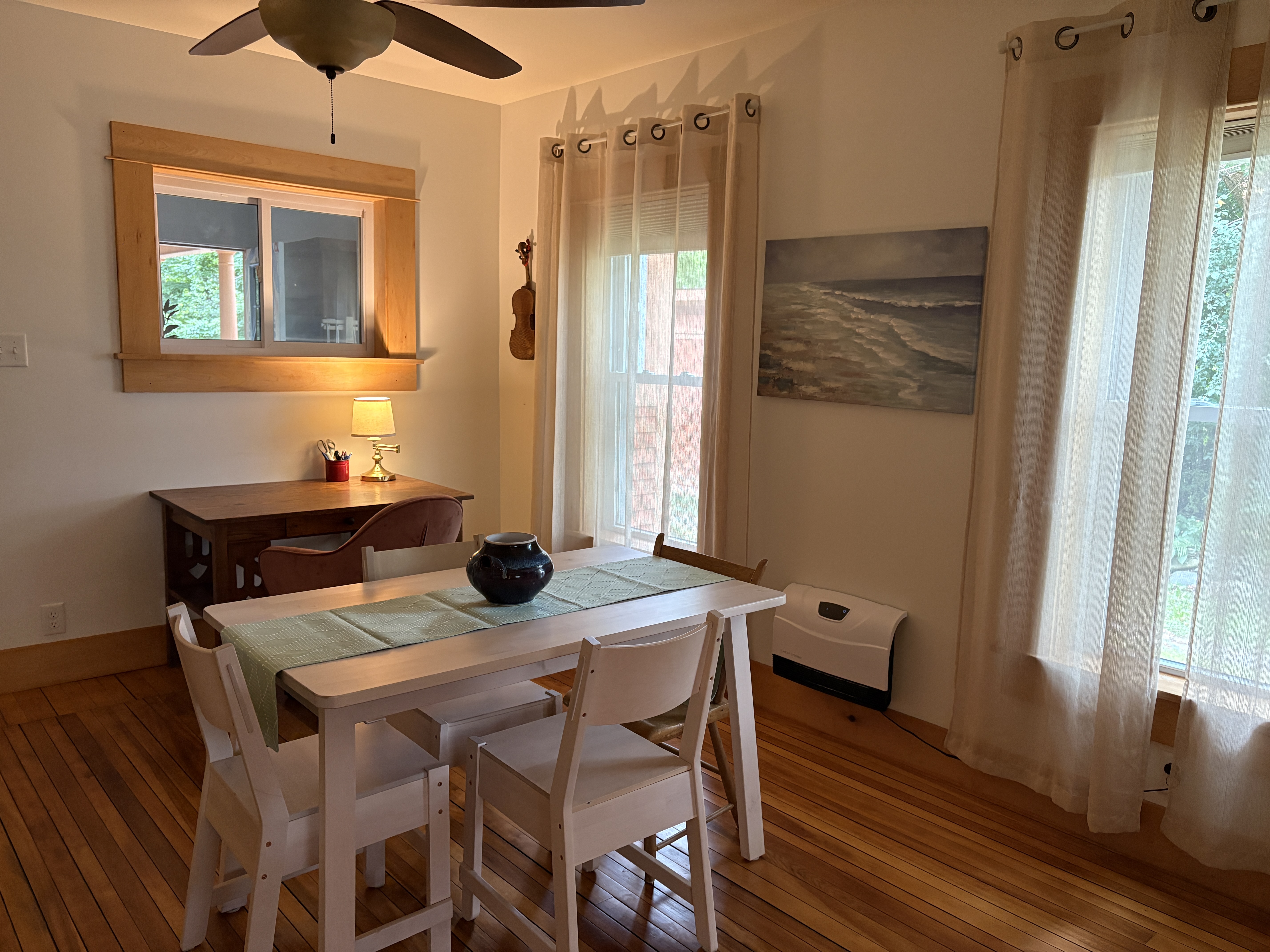 Fully Furnished 3-Bedroom Apartment in St. Johnsbury, VT - Photo 11