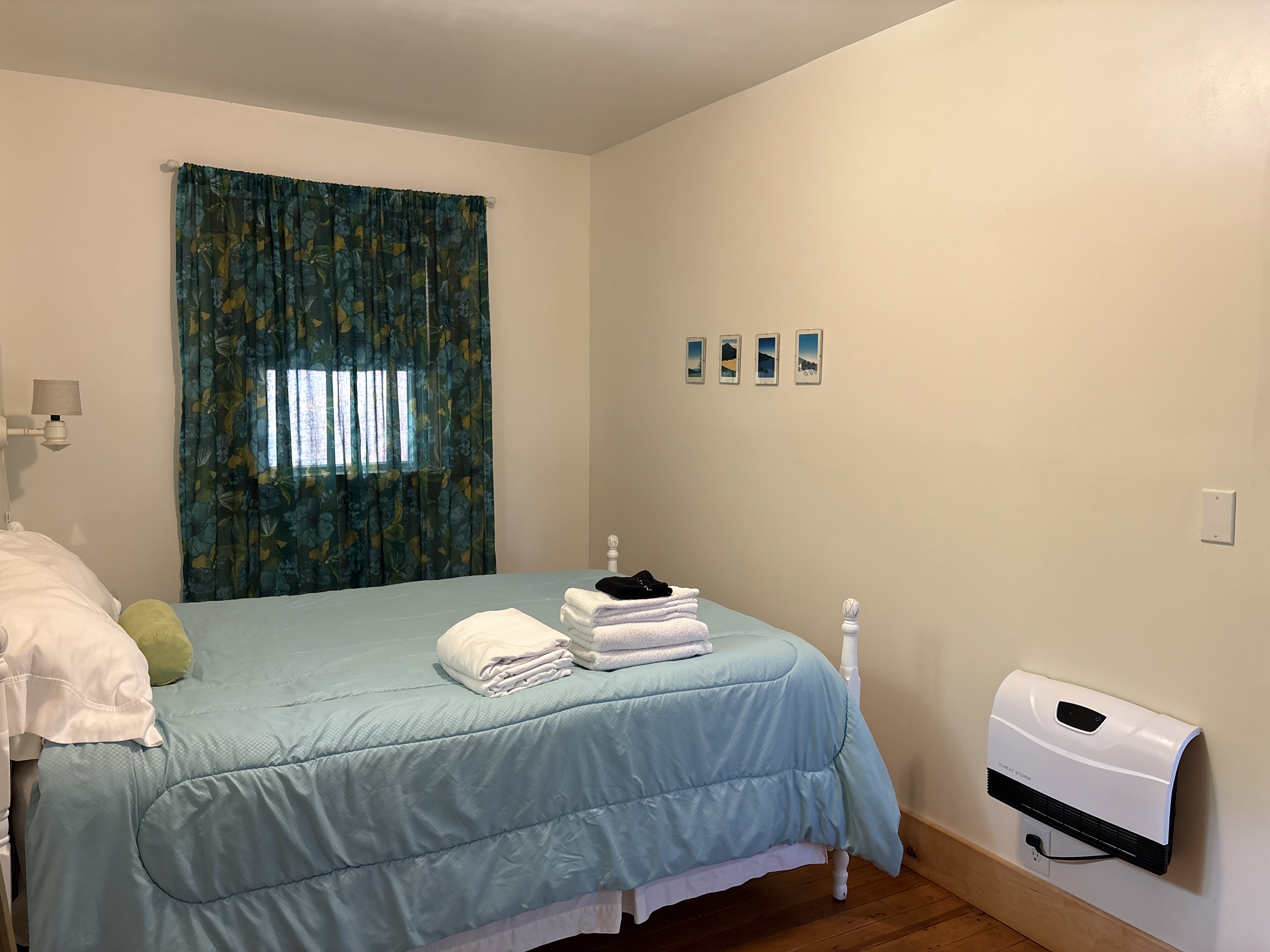 Fully Furnished 3-Bedroom Apartment in St. Johnsbury, VT - Photo 2