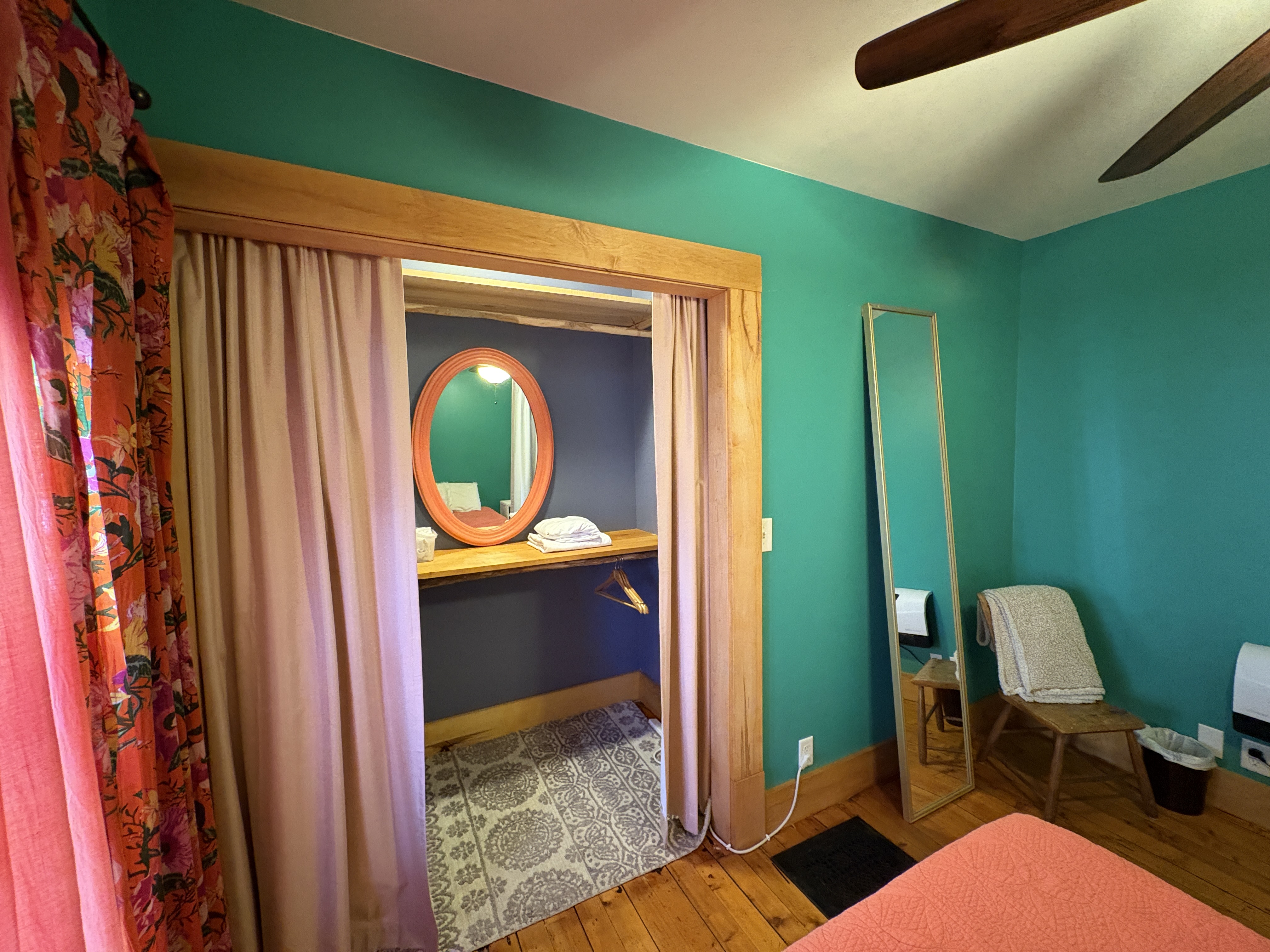 Fully Furnished 3-Bedroom Apartment in St. Johnsbury, VT - Photo 2