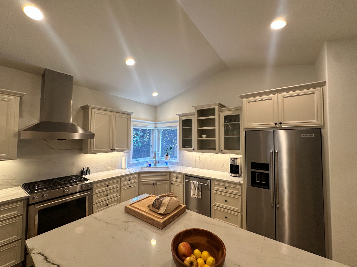 Renovated Craftsman in Northwest Crossing - 3BR + Office, Sauna - Photo 4