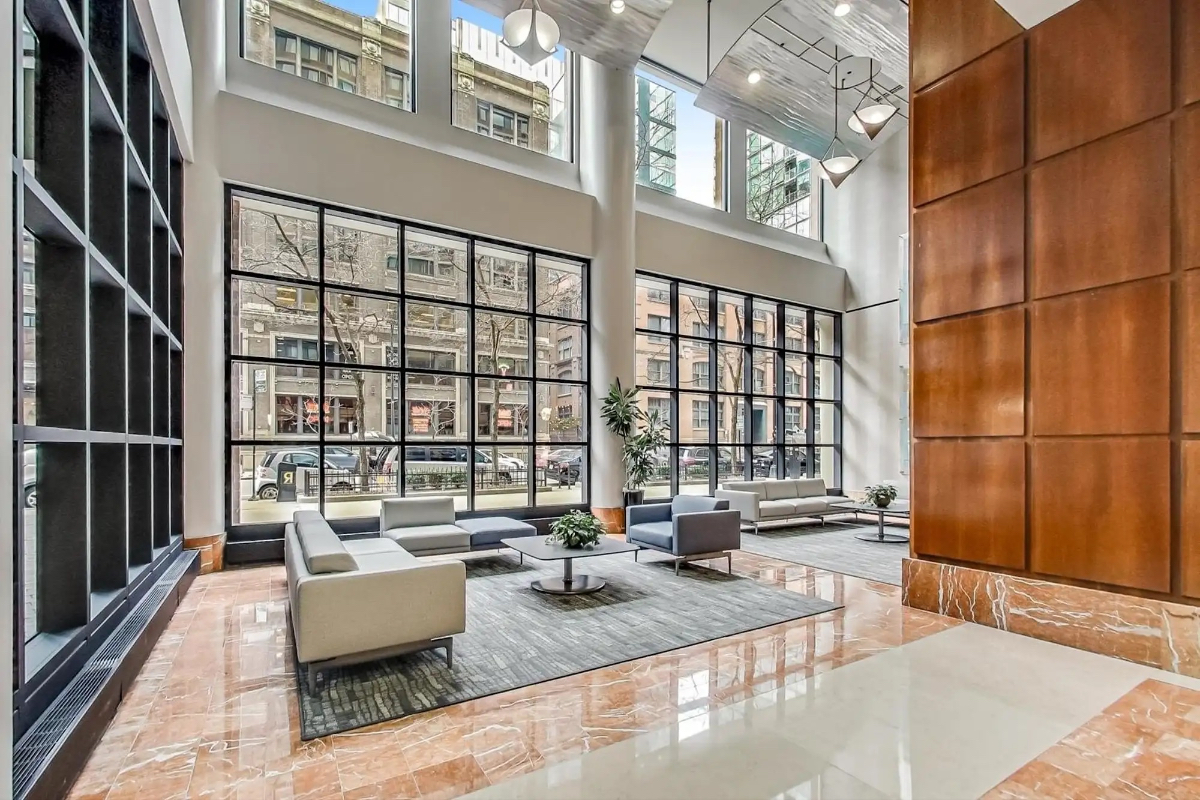 Furnished Streeterville 1BR | 12-Month Lease Preferred | Prime Downtown Location - Photo 3