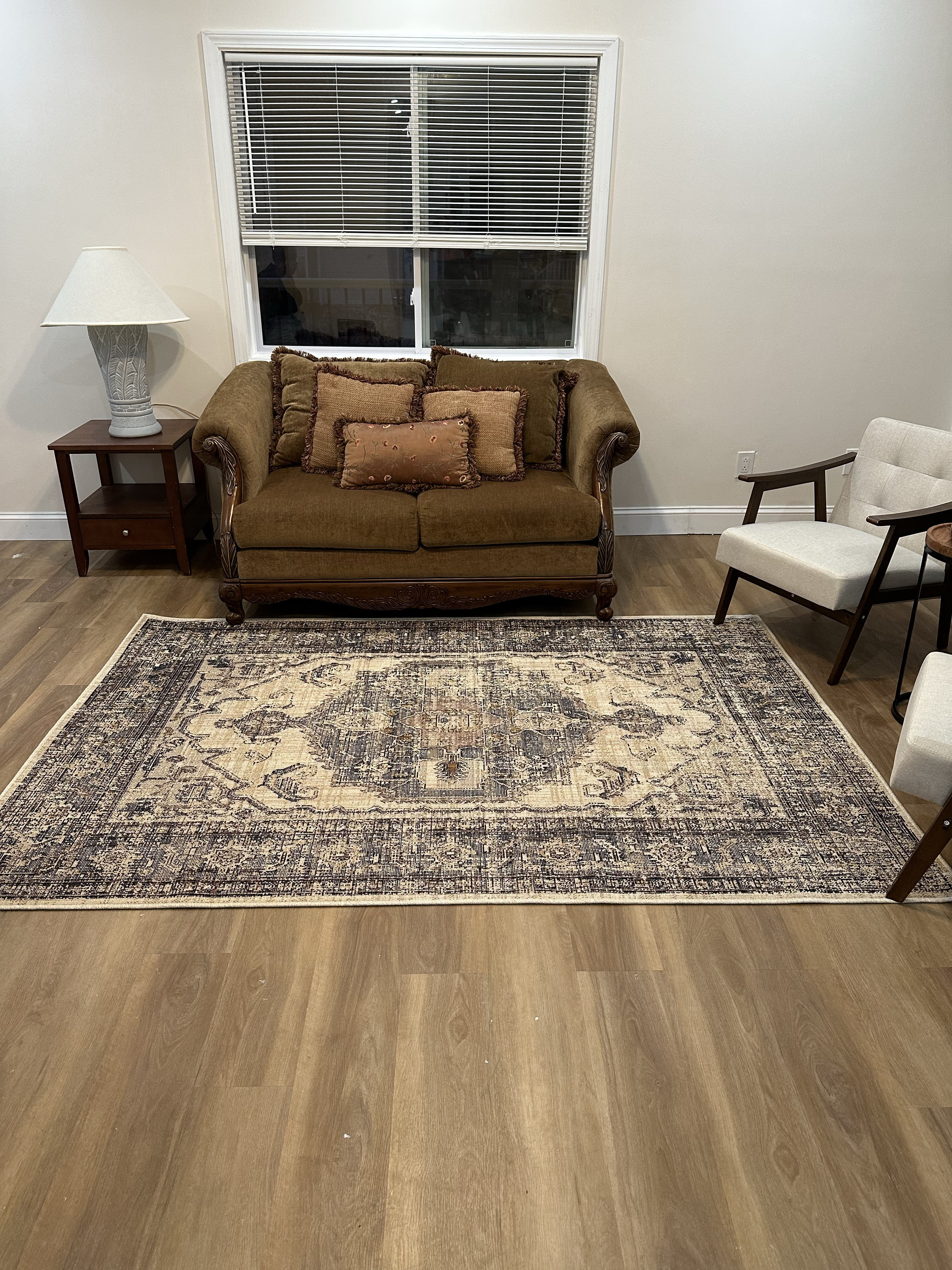Room in Modern Apartment - Photo 10