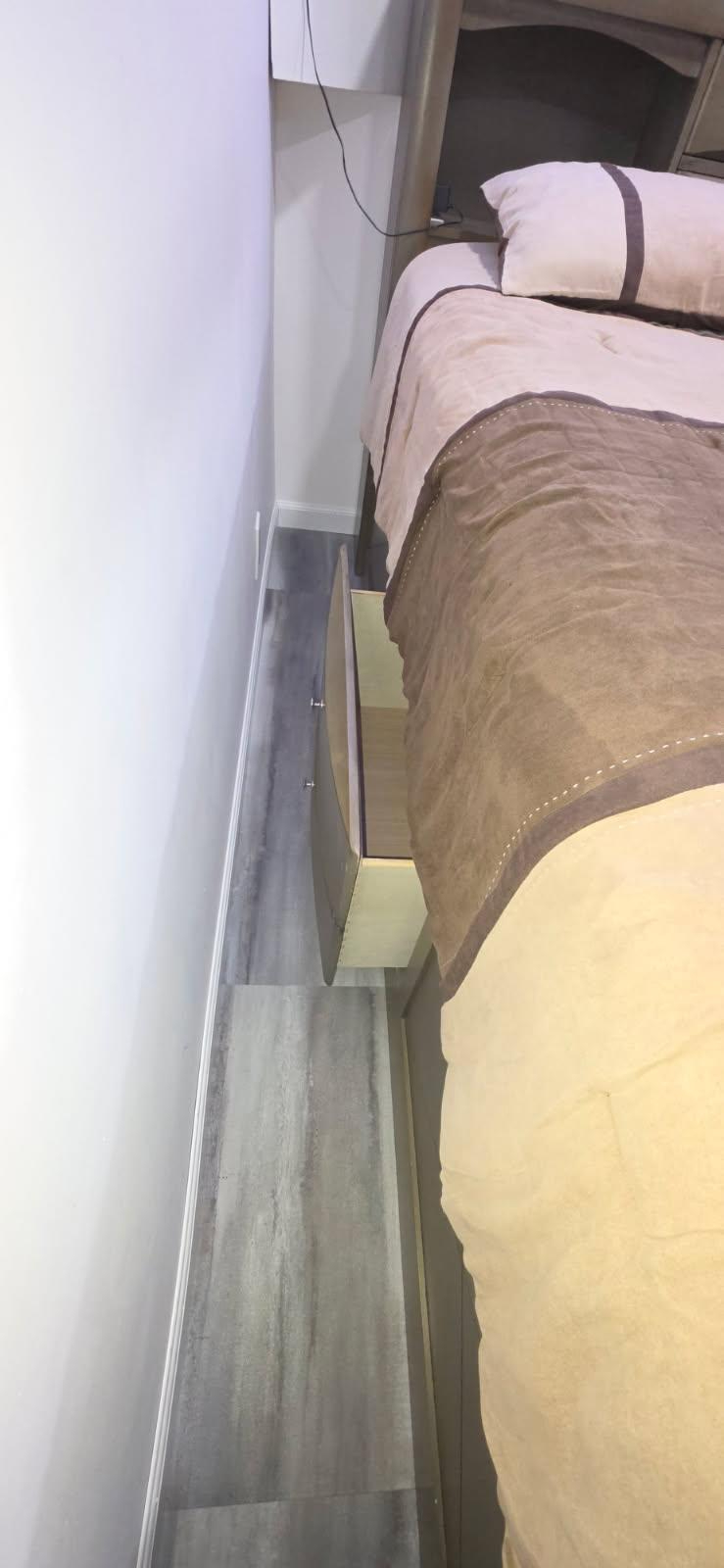 Private Room With Kitchenette Near South Shore University Hospital, Good Samaritan Hospital And Deer - Photo 4