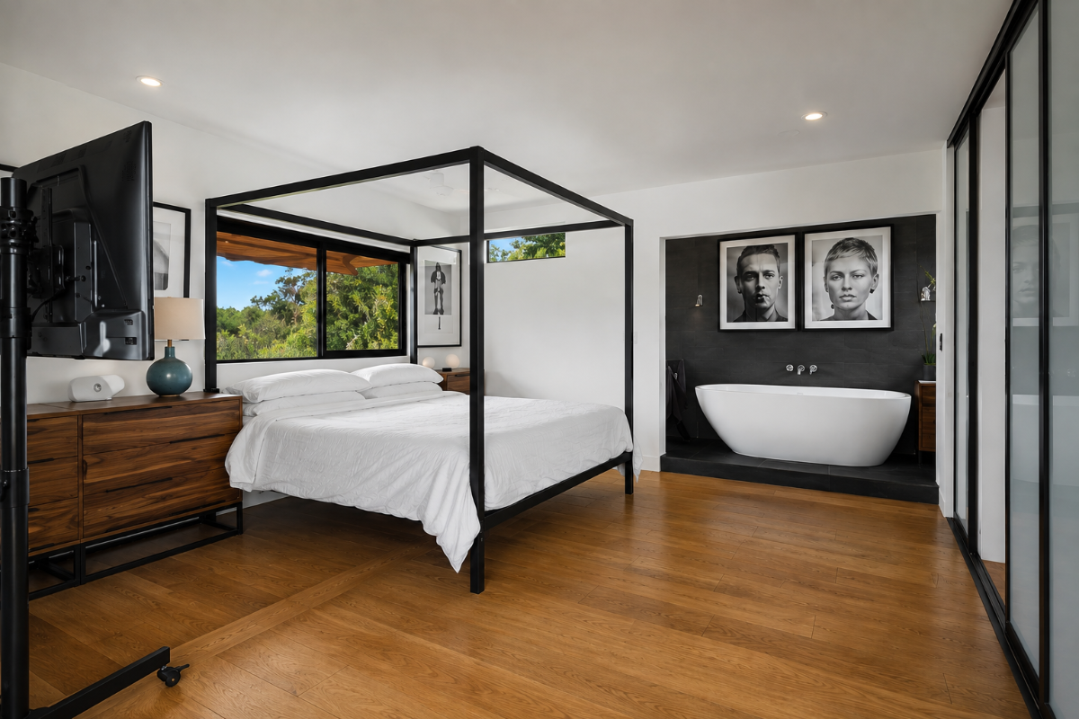Venice Beach Rooftop Oasis 2BR/2BA + Parking - Photo 5