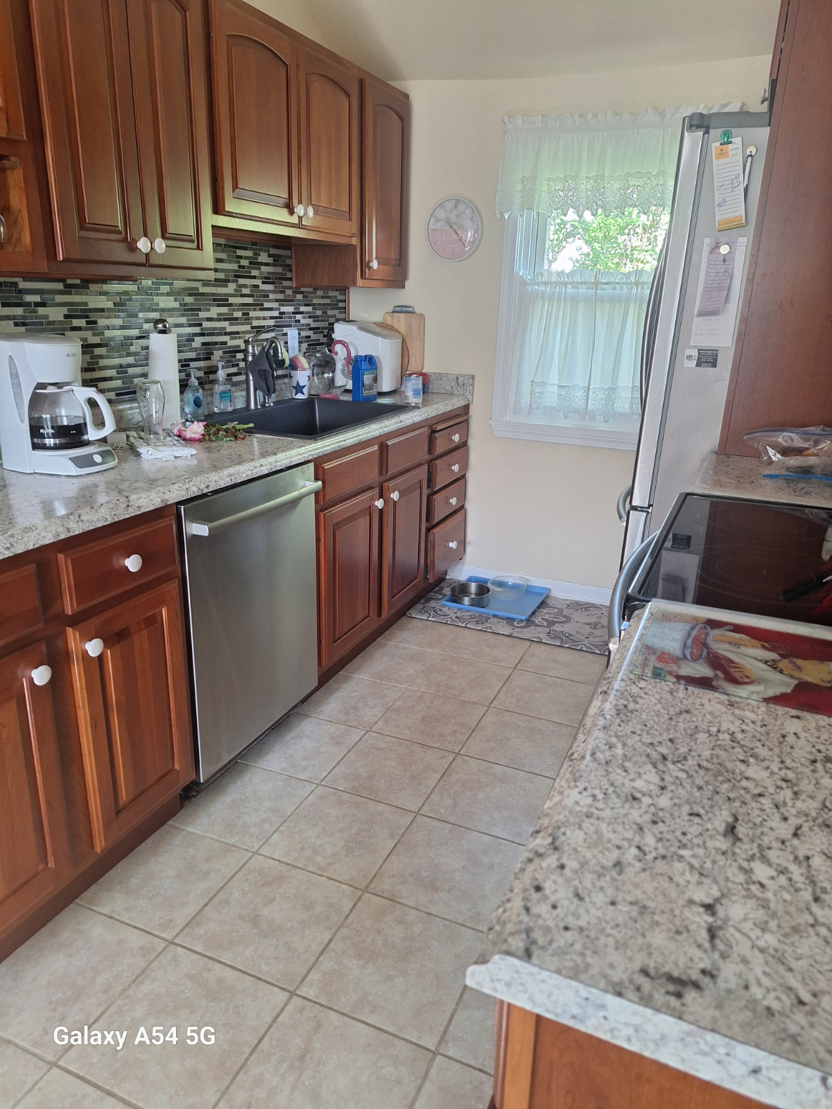 Quiet Mid Term Retreat With Two Bedrooms, Two Baths, And Flexible Sleeping Space - Photo 2