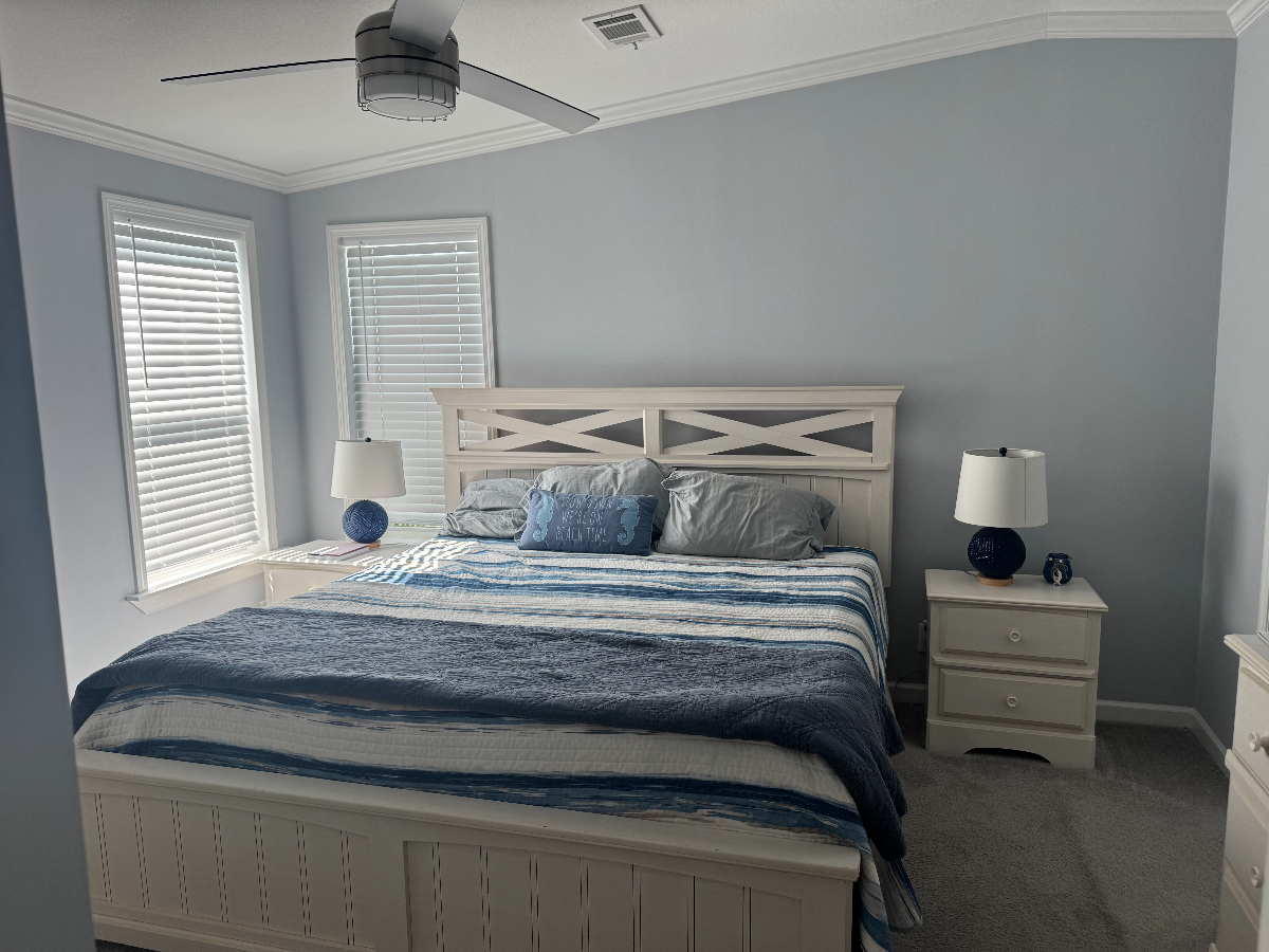 Welcome to your home away from home in beautiful Venice, Florida-where stays become memories - Photo 6