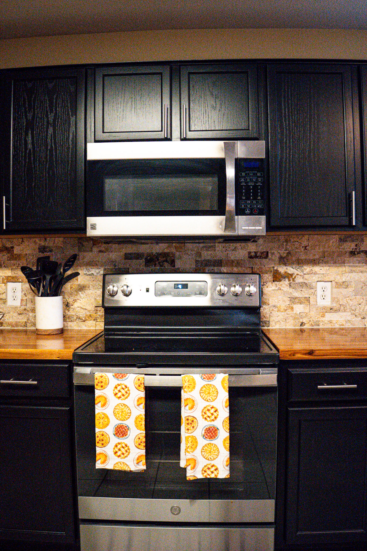 Spacious Fiesta Trail Home - A Place to Live, Gather and Grow - Photo 4