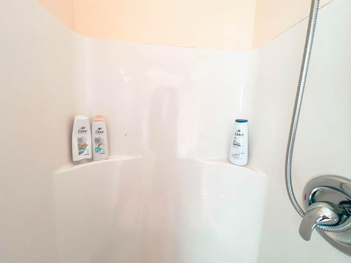 The Lofts feature large bedrooms, washer/dryers in the unit, king beds, and 0.4 miles to Clarkson an - Photo 9