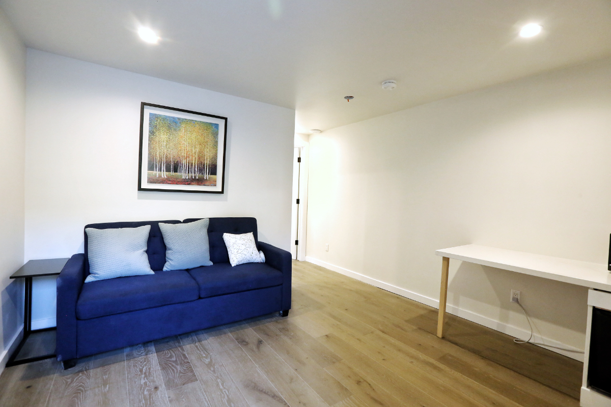 Sunny Mission: Private 1-Bed In-Law Suite (Steps to ZSFG!) - Photo 3
