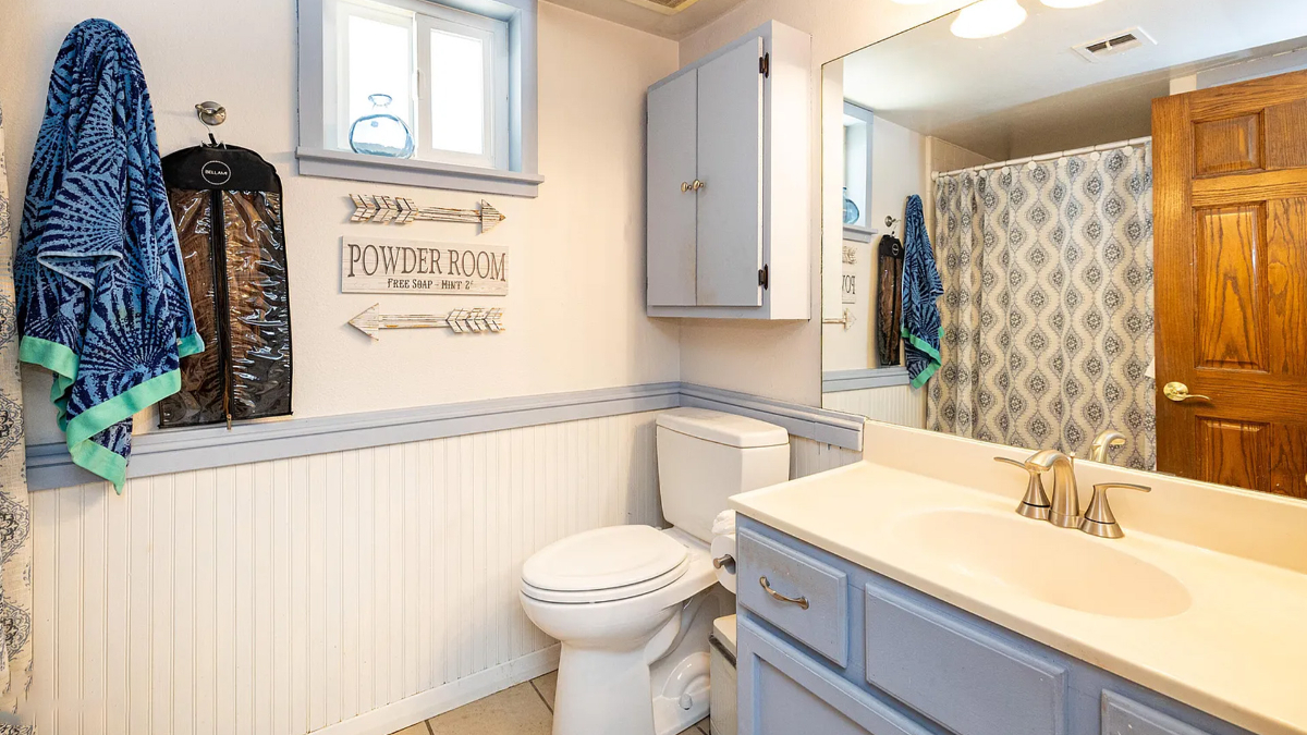 Luxurious 4 Bed, 2 Bath House - Your Ideal Home in Flagstaff! - Photo 3