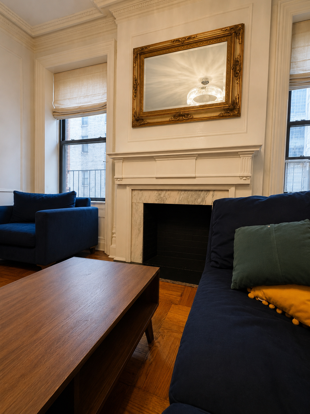 Chic Prewar Classic 4 bedroom apartment 2 blocks from Central Park - Photo 10
