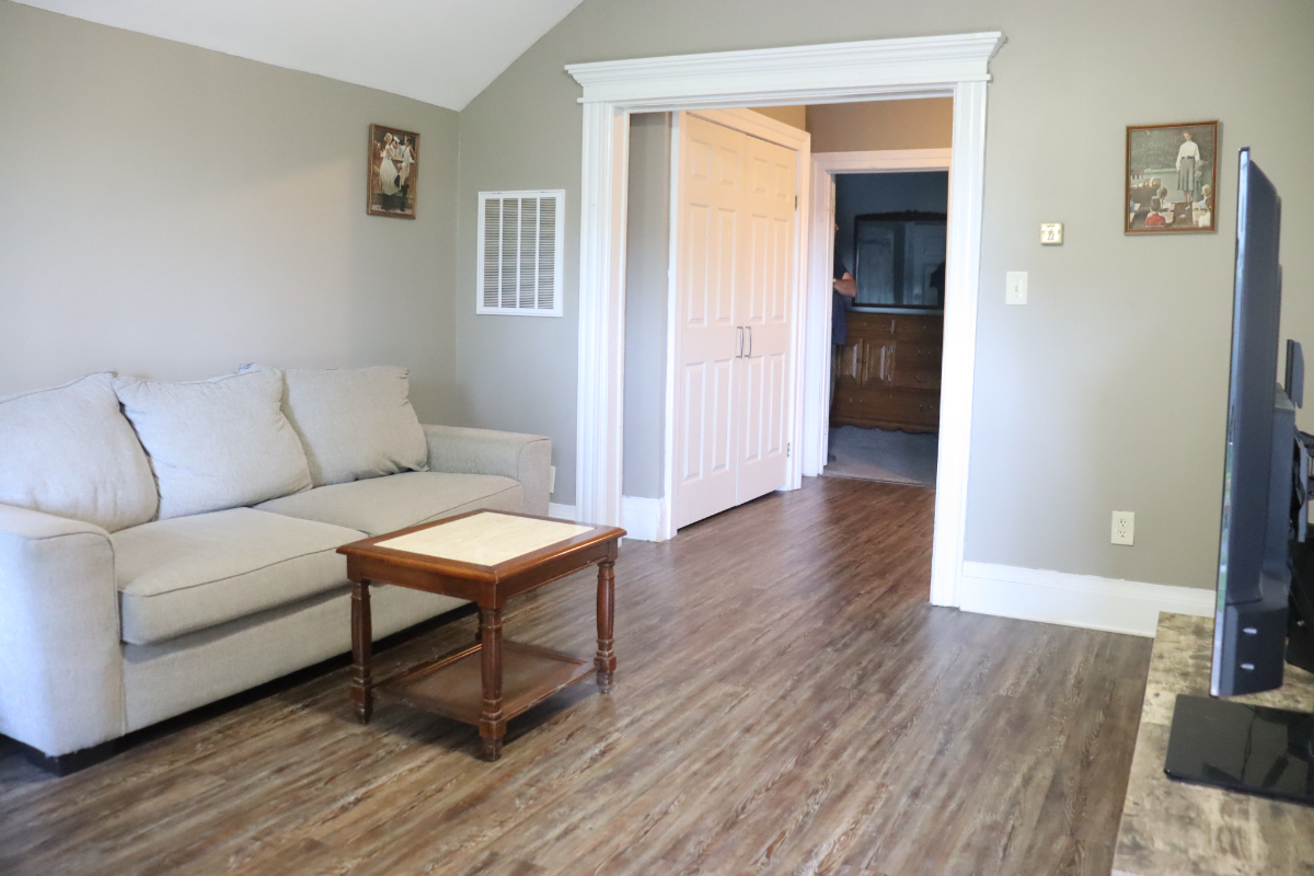 2BR | In-Unit Laundry, Parking + Porch - Photo 3