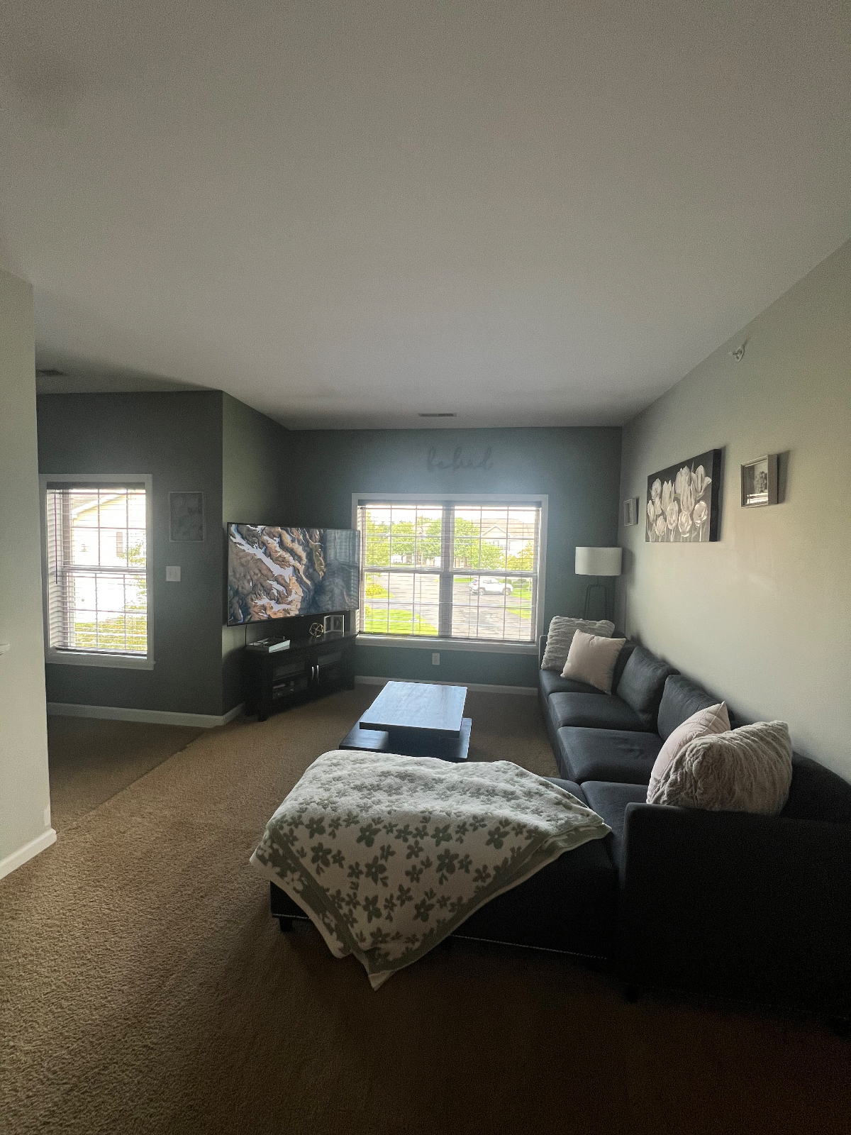 Private Bedroom & Bath in Quiet Wynantskill Condo - Photo 1