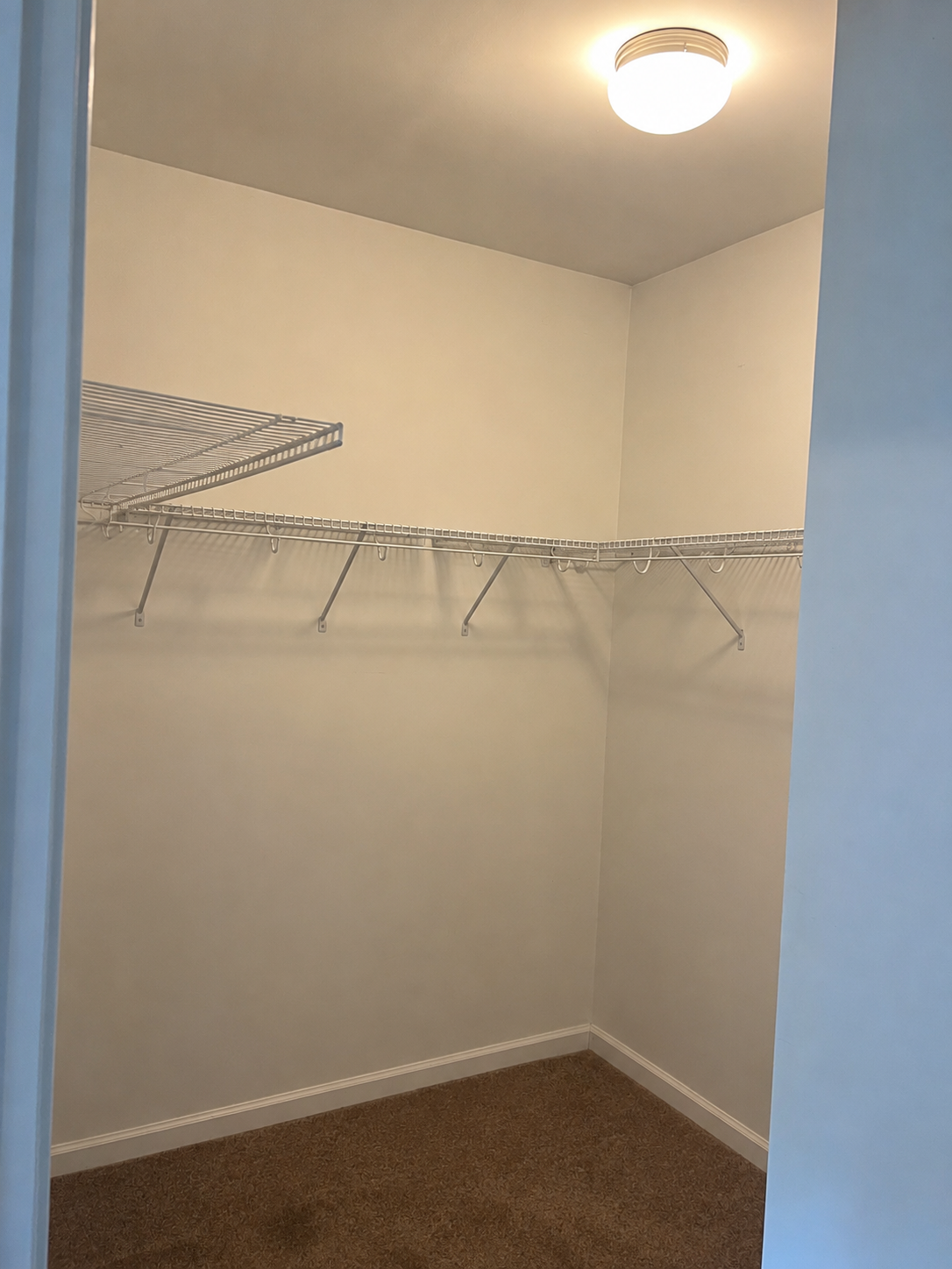 Private Bedroom & Bath in Quiet Wynantskill Condo - Photo 5