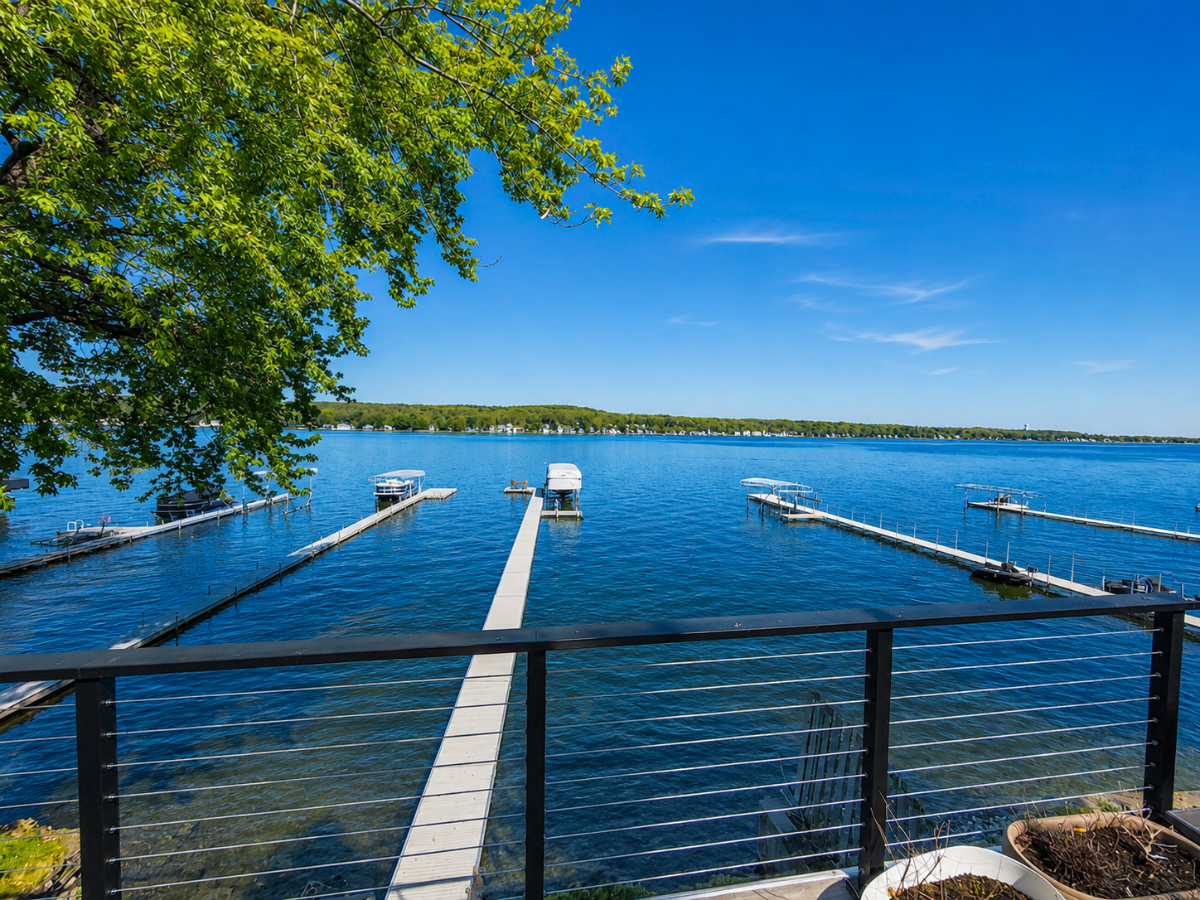 Beautiul Conesus Lakefront 3BR Home | Furnished | Near SUNY Geneseo & Rochester - Photo 3