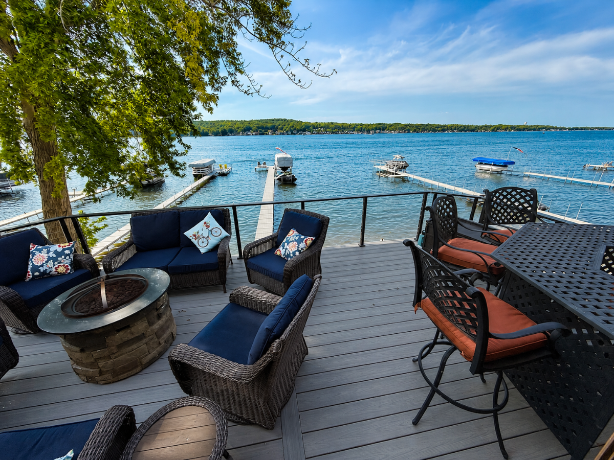 Beautiul Conesus Lakefront 3BR Home | Furnished | Near SUNY Geneseo & Rochester - Photo 2