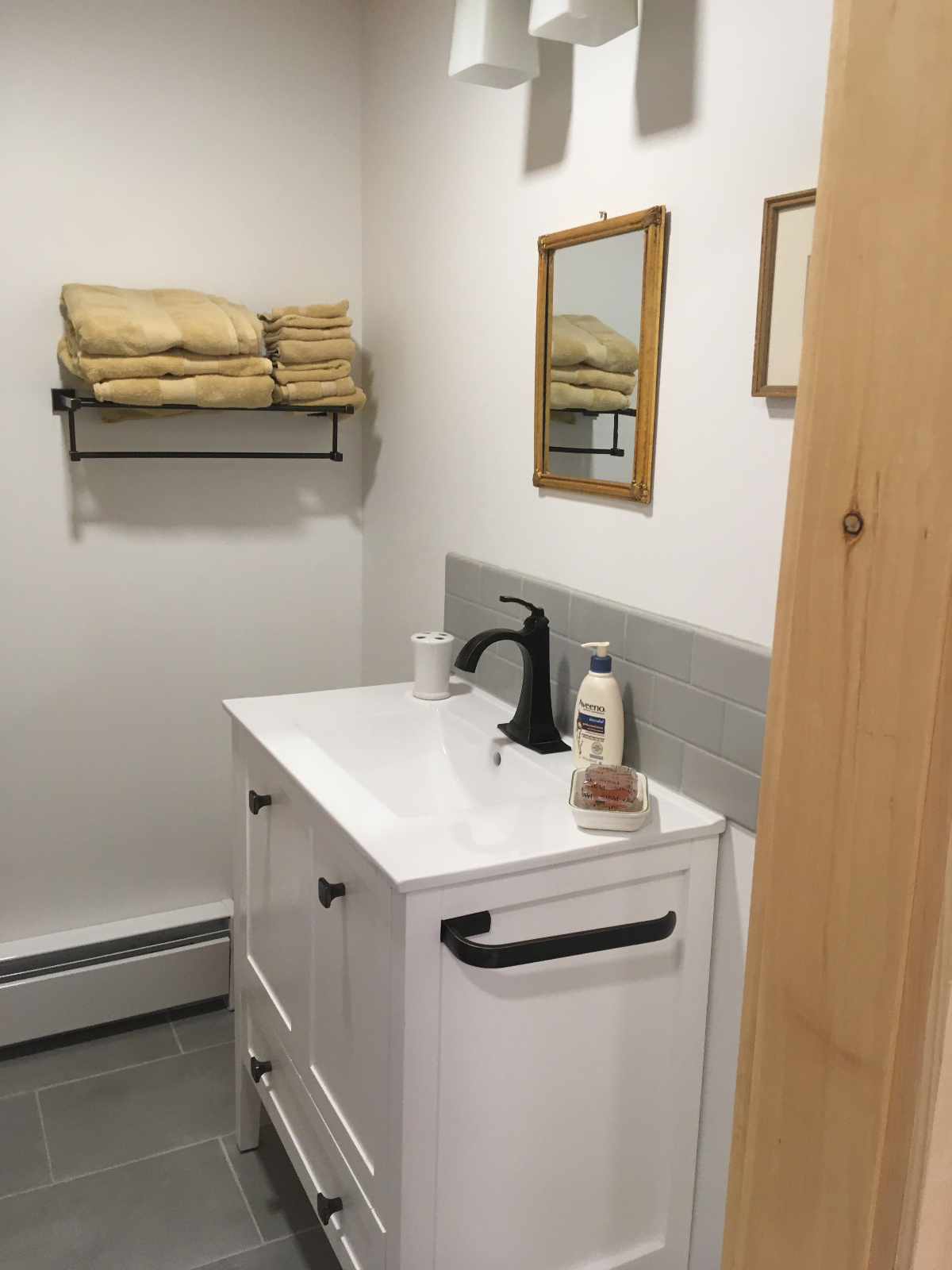 New two-room apartment in Royalton, Vermont - Photo 8