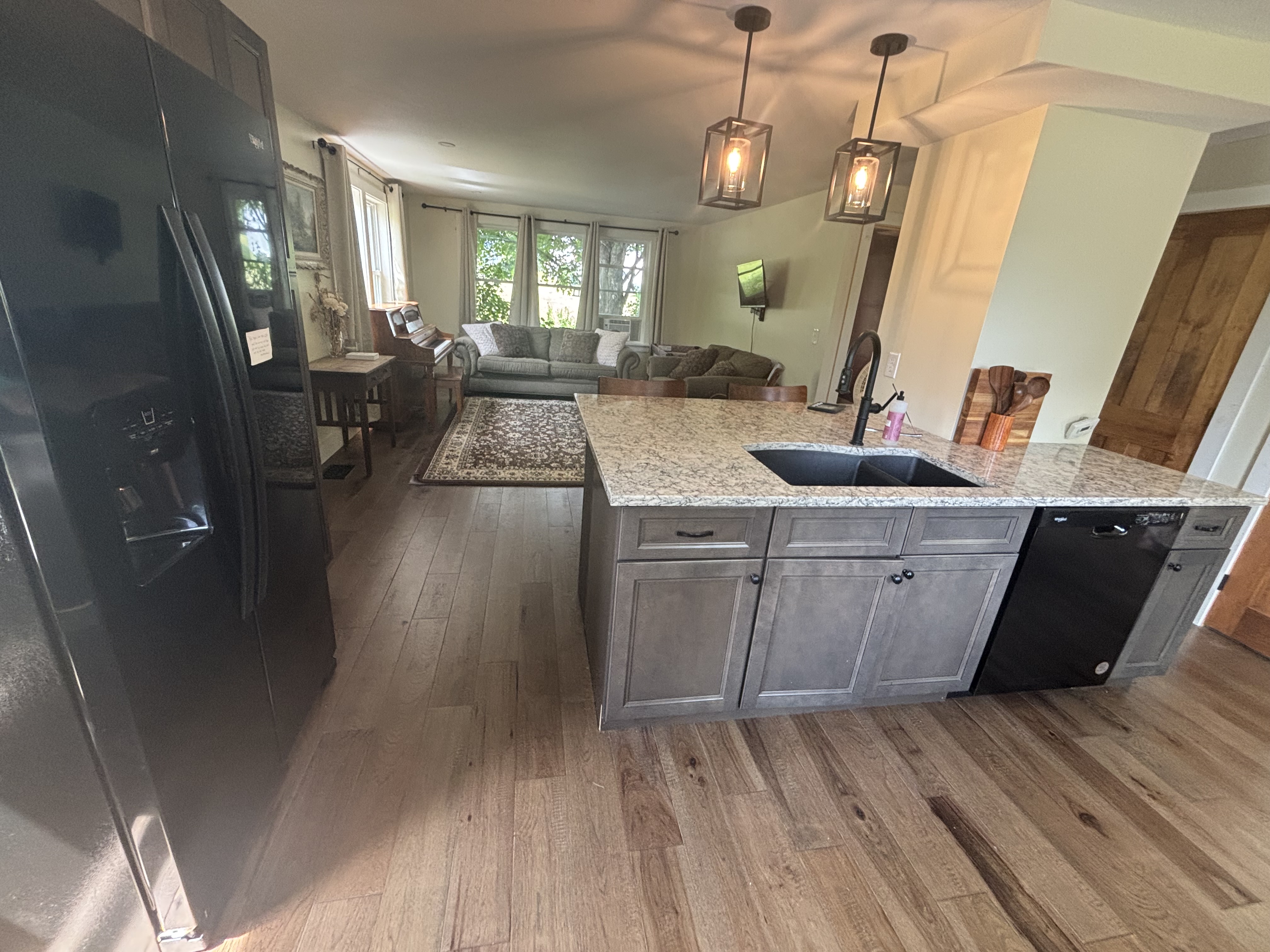 Fully Furnished Cottage Rental in Topsham, Vermont - Photo 3