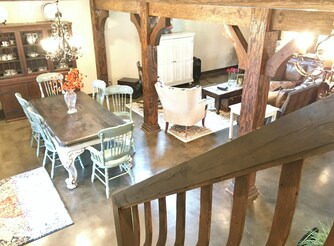 Charming Barn Retreat With Loft, Private Pool, Outdoor Dining And Rustic Character - Photo 8