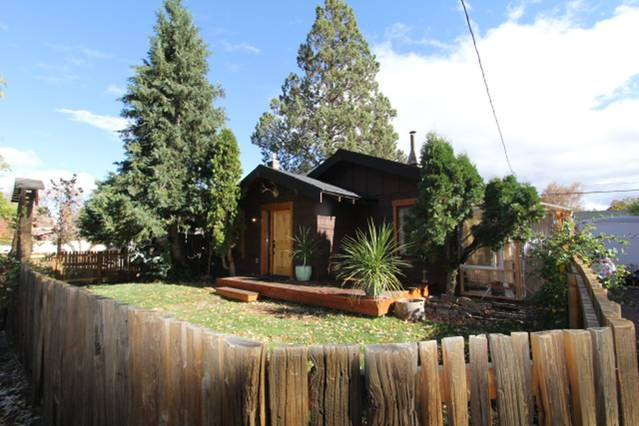 2 Bed 1 Bath Fully Furnished with Fenced Yard - Photo 1