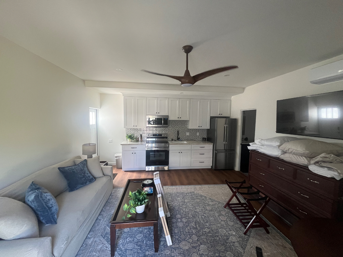 North Park - Spanish Retreat - Private Studio - Photo 6