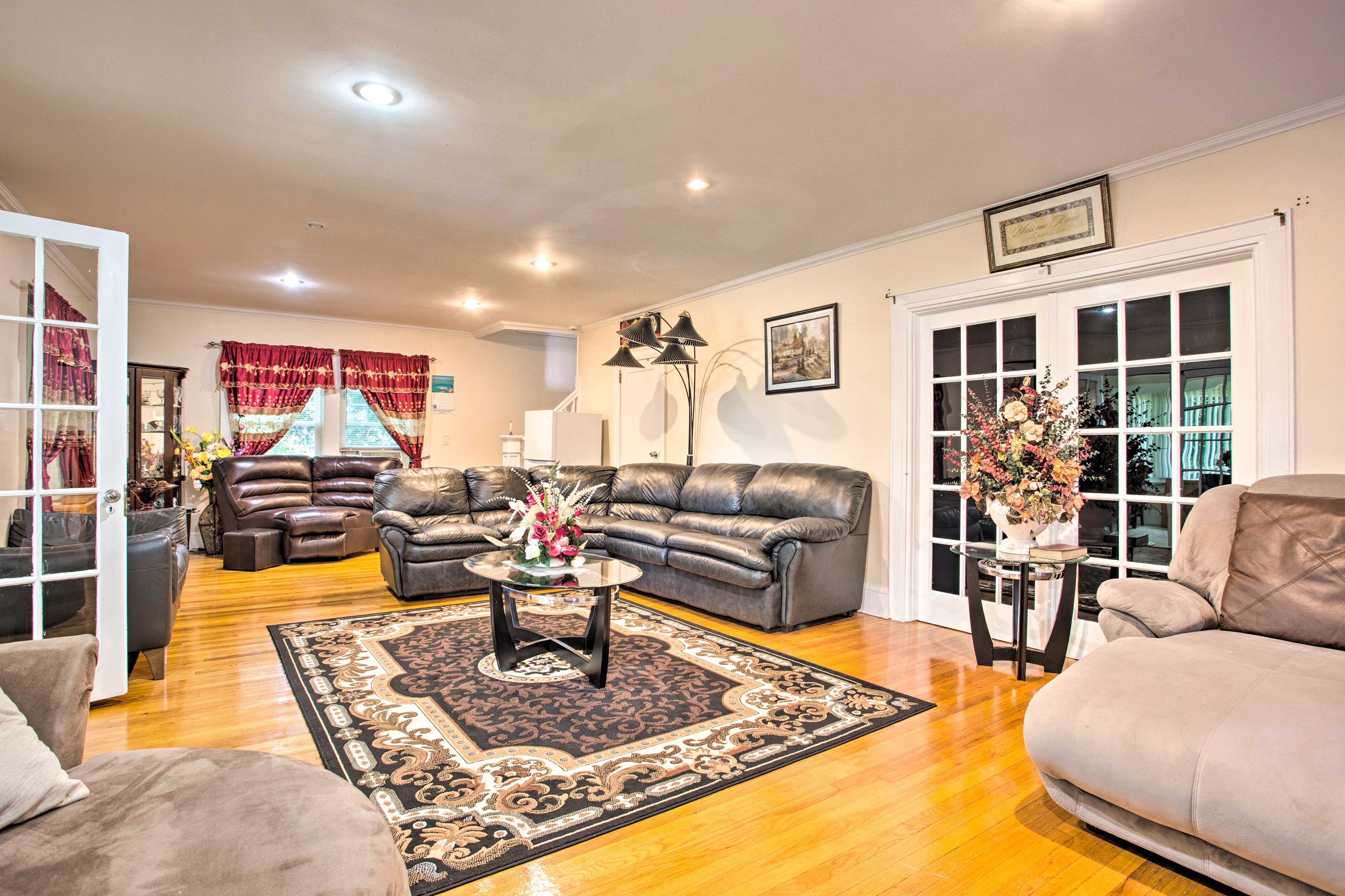 Charming Yonkers Retreat - 10 Mi to Central Park! - 452864 - Photo 4