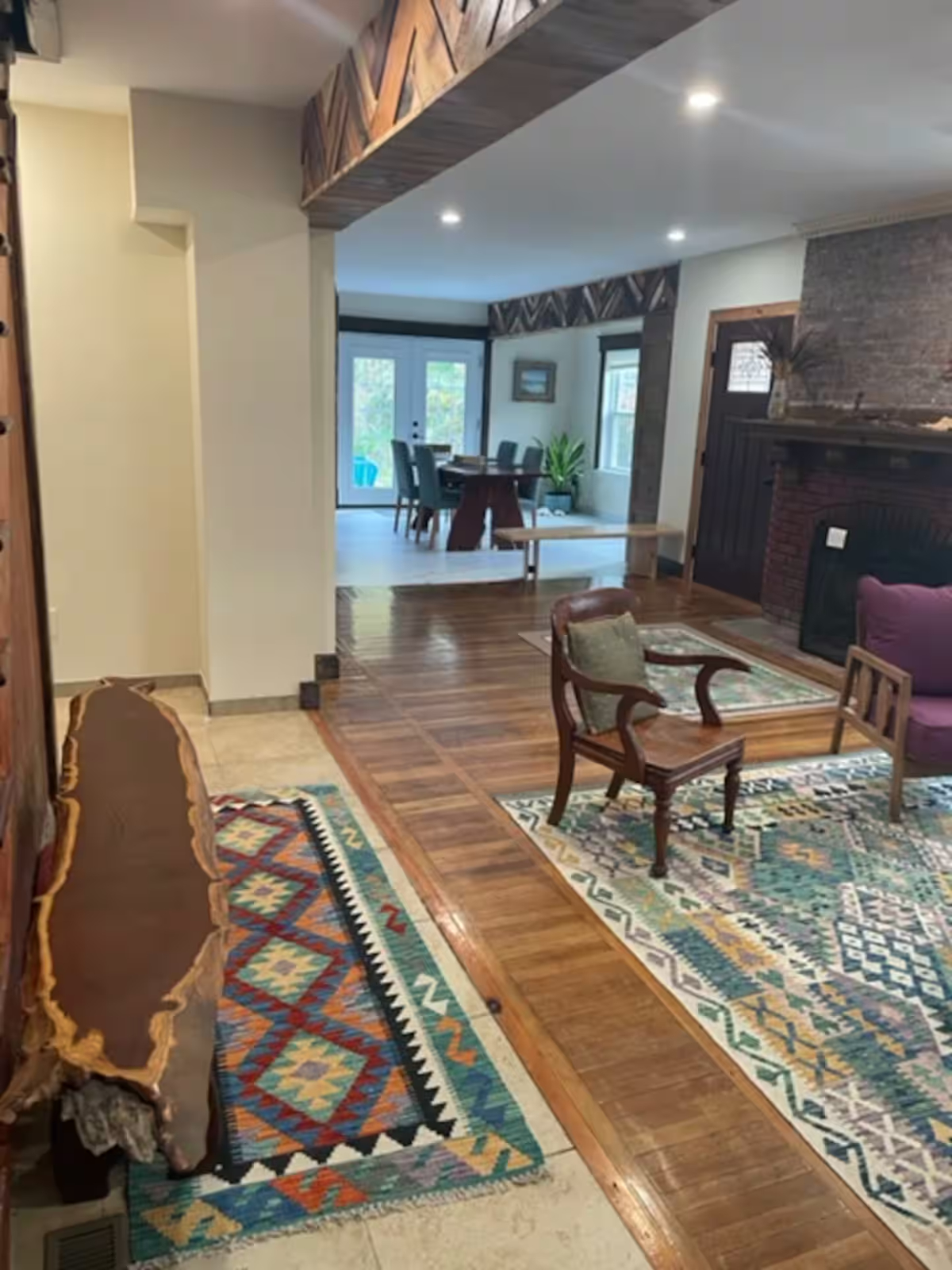 Spacious & Elegant 1900 Duplex | 3-Bedrooms 2-Bathrooms | Custom Woodwork | Old Town Kingston - Photo 8