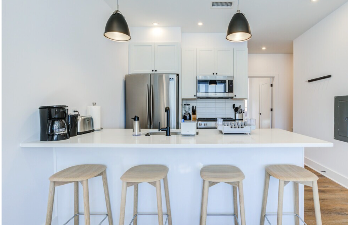 ONE MONTH FREE Live in the heart of it all: 2106-2108 Vermont Ave NW - Photo 9