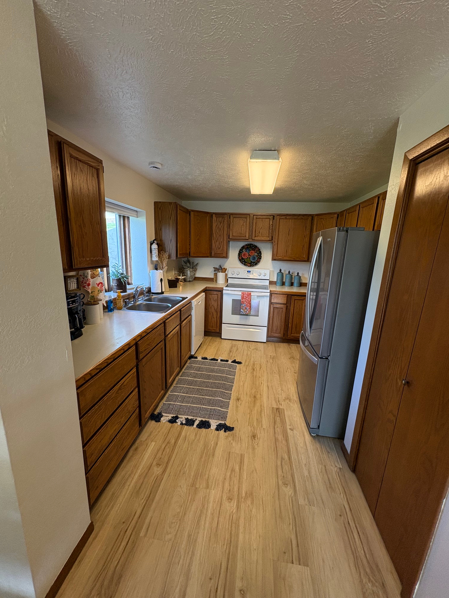 Private 2BR Near Hospital - Photo 8