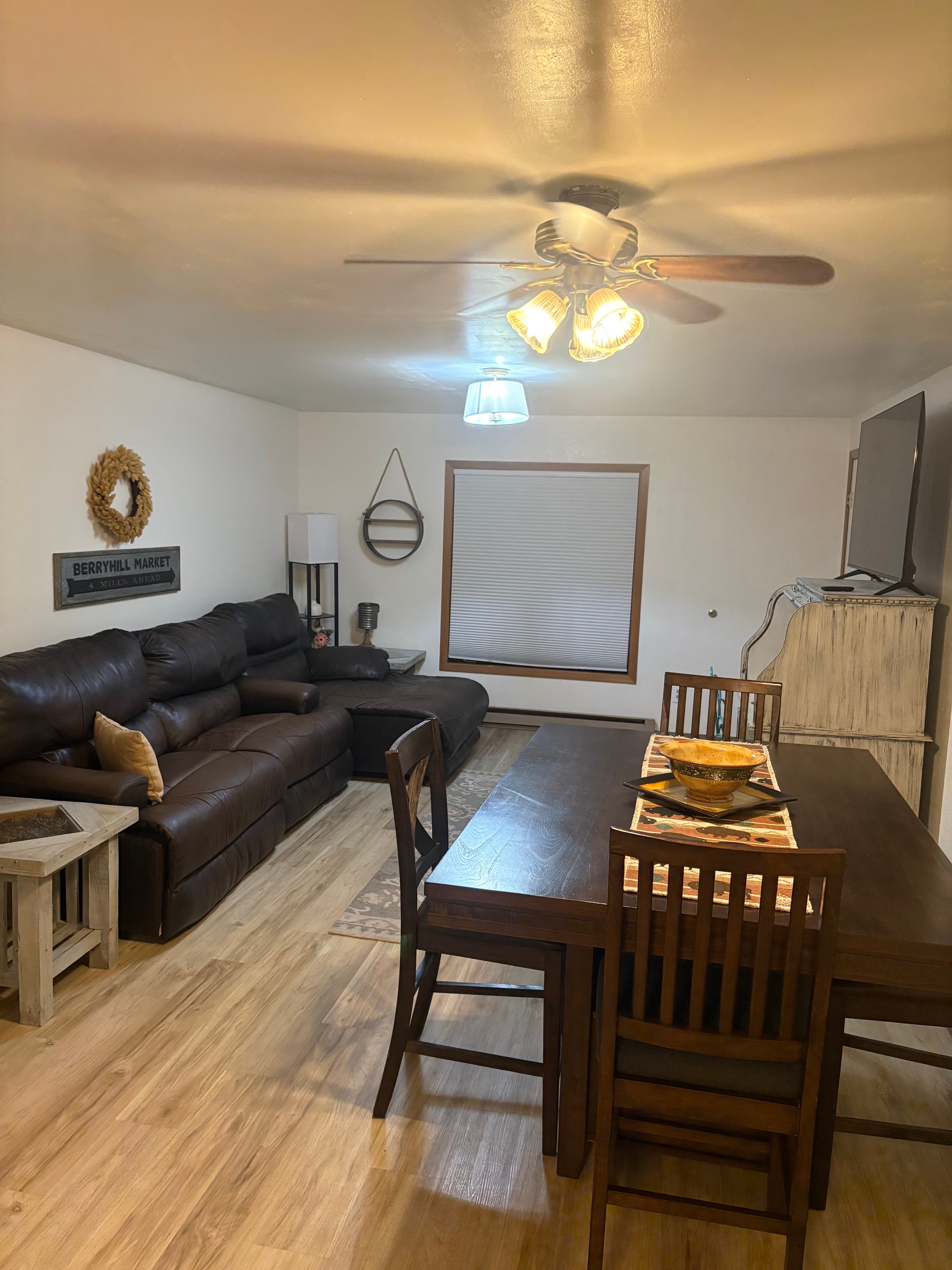 Private 2BR Near Hospital - Photo 1