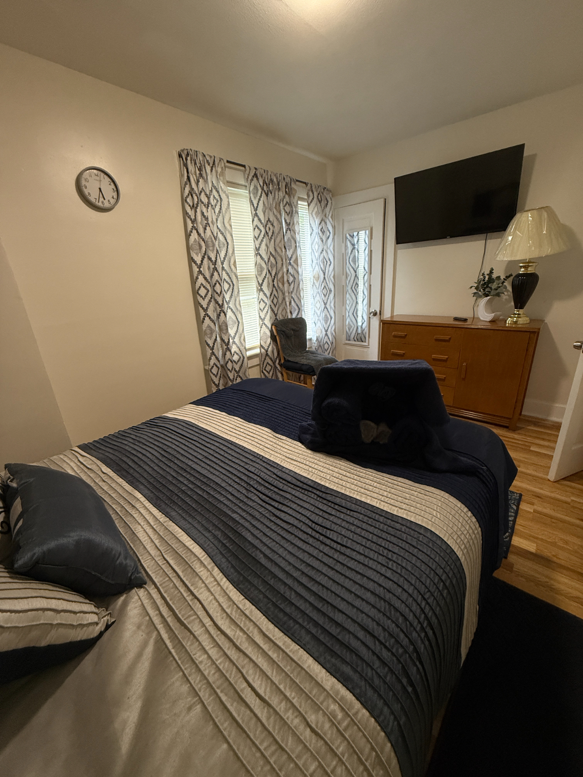Move-in-Ready Private Room w/ All Included in Oneonta's Prime Location - Photo 11