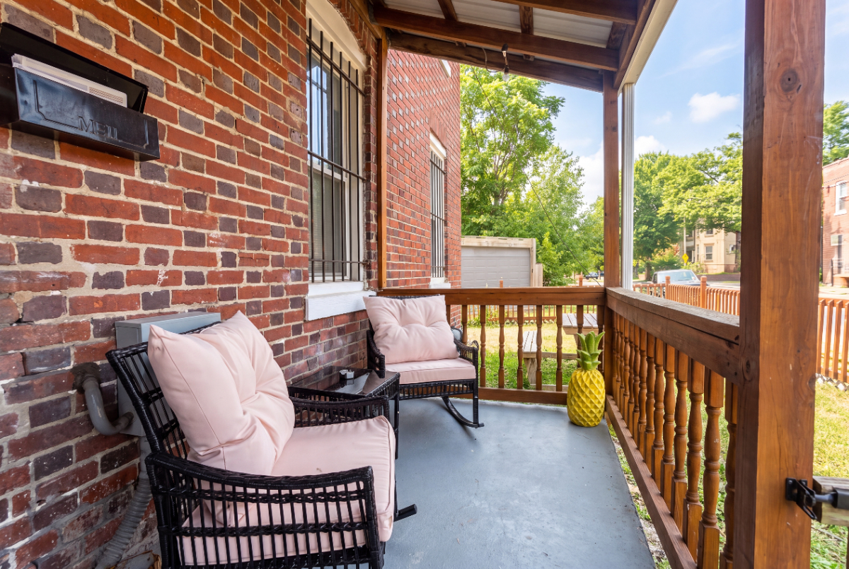 Charming Furnished DC Townhouse Near H Street & Capitol Hill - Photo 9