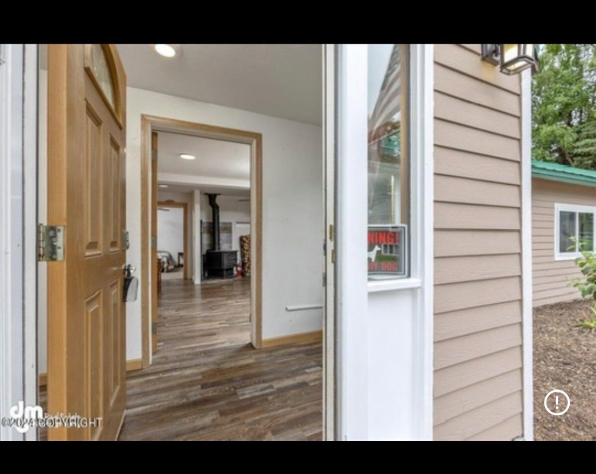 Spacious South Anchorage Retreat | Fully Furnished | Near Shopping, Trails & More - Photo 5