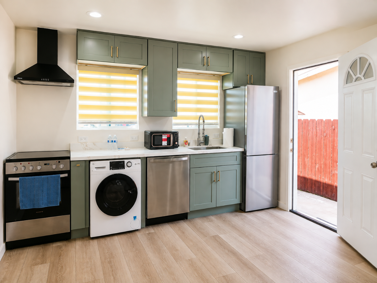 Brand-New Luxury Executive Studio | Fully Furnished | All Utilities (Clairemont Mesa) - Photo 3