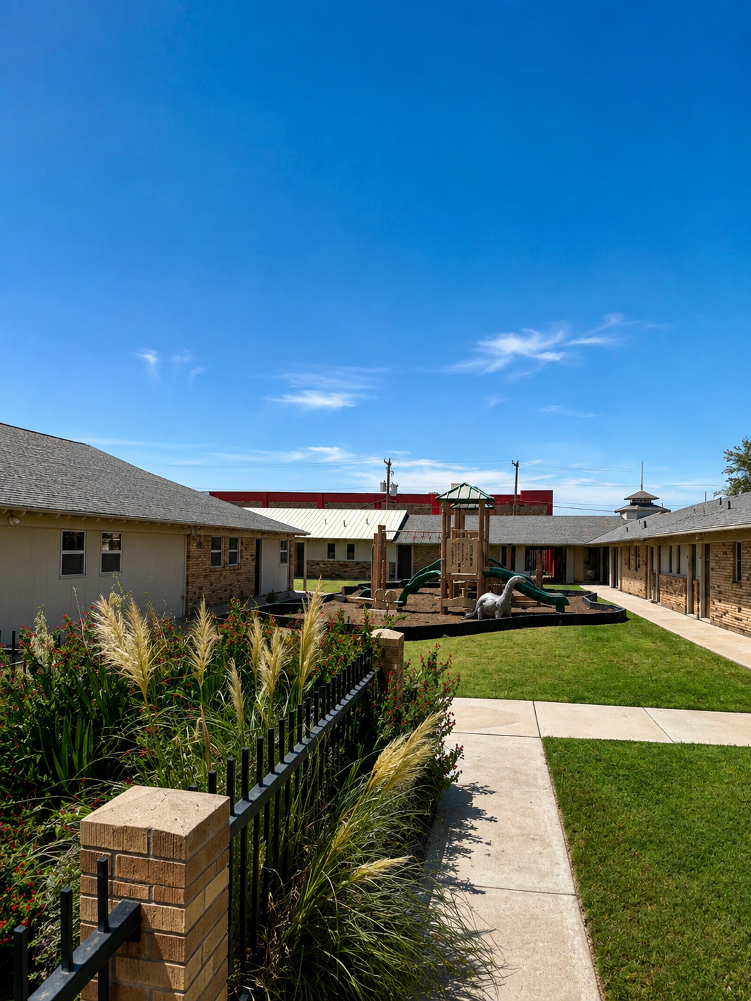 A Warm, Caring Culture with a One-bedroom rental in the Hospital District with on-site print shop Fe - Photo 4