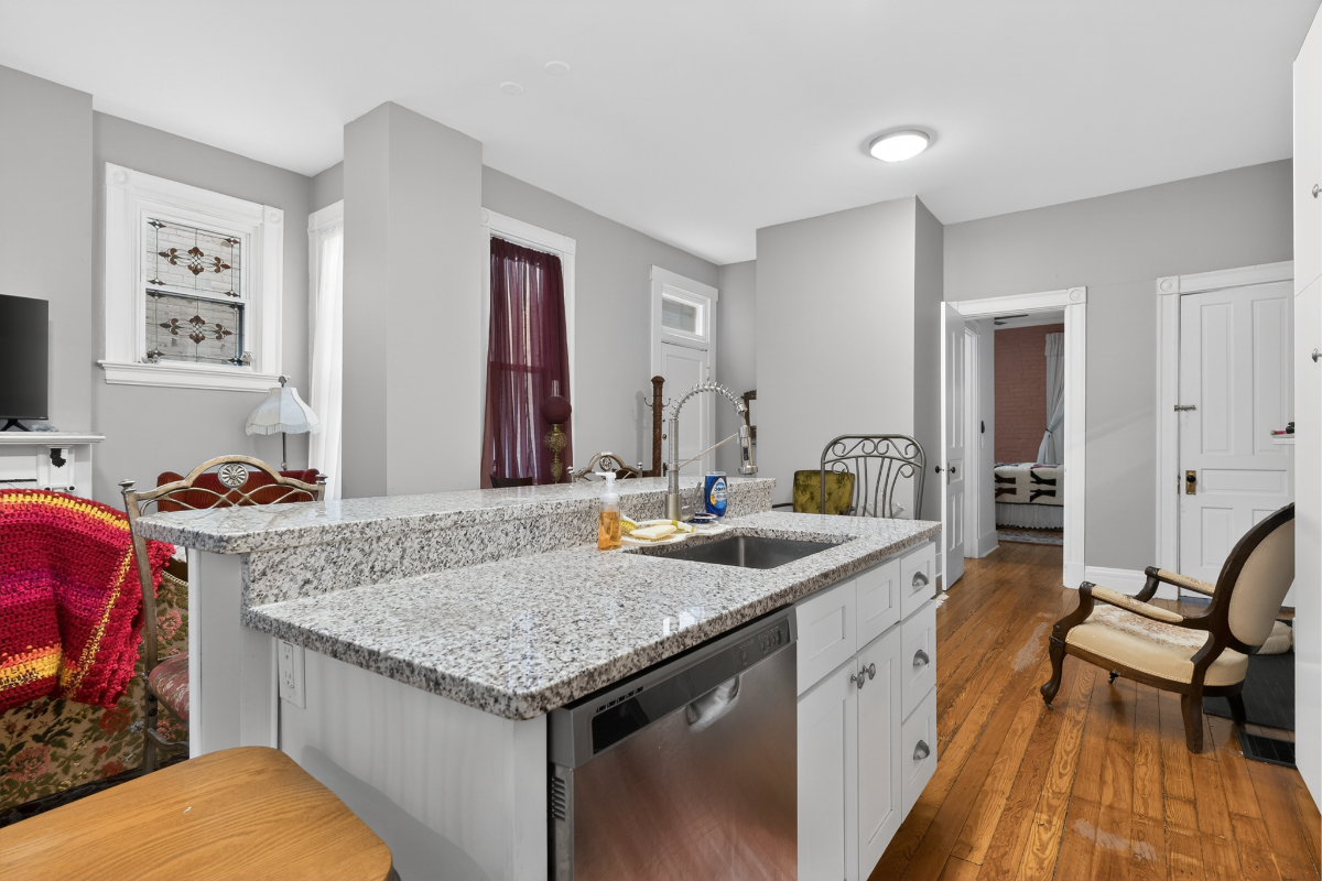 Historic Charm with modern Updates - Photo 7