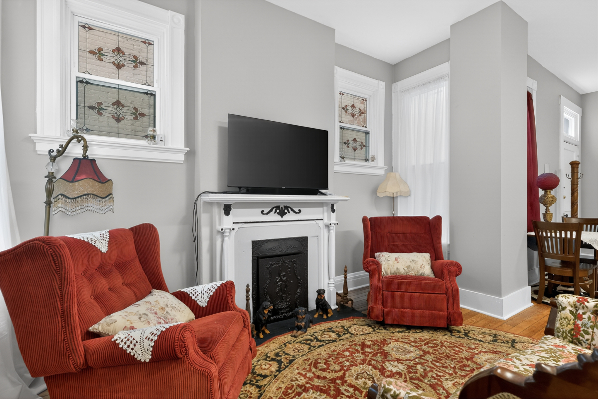 Historic Charm with modern Updates - Photo 8