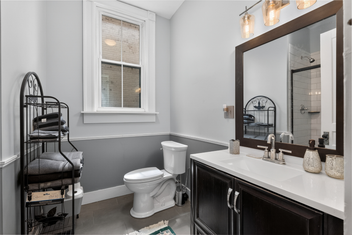 Historic Charm with modern Updates - Photo 10