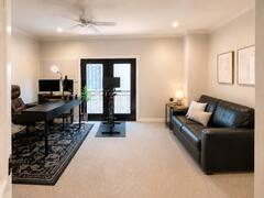 Montrose Luxury - Photo 5
