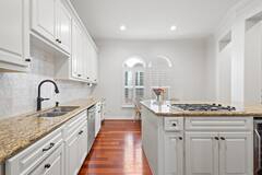 Montrose Luxury - Photo 7