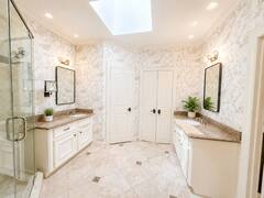 Montrose Luxury - Photo 10