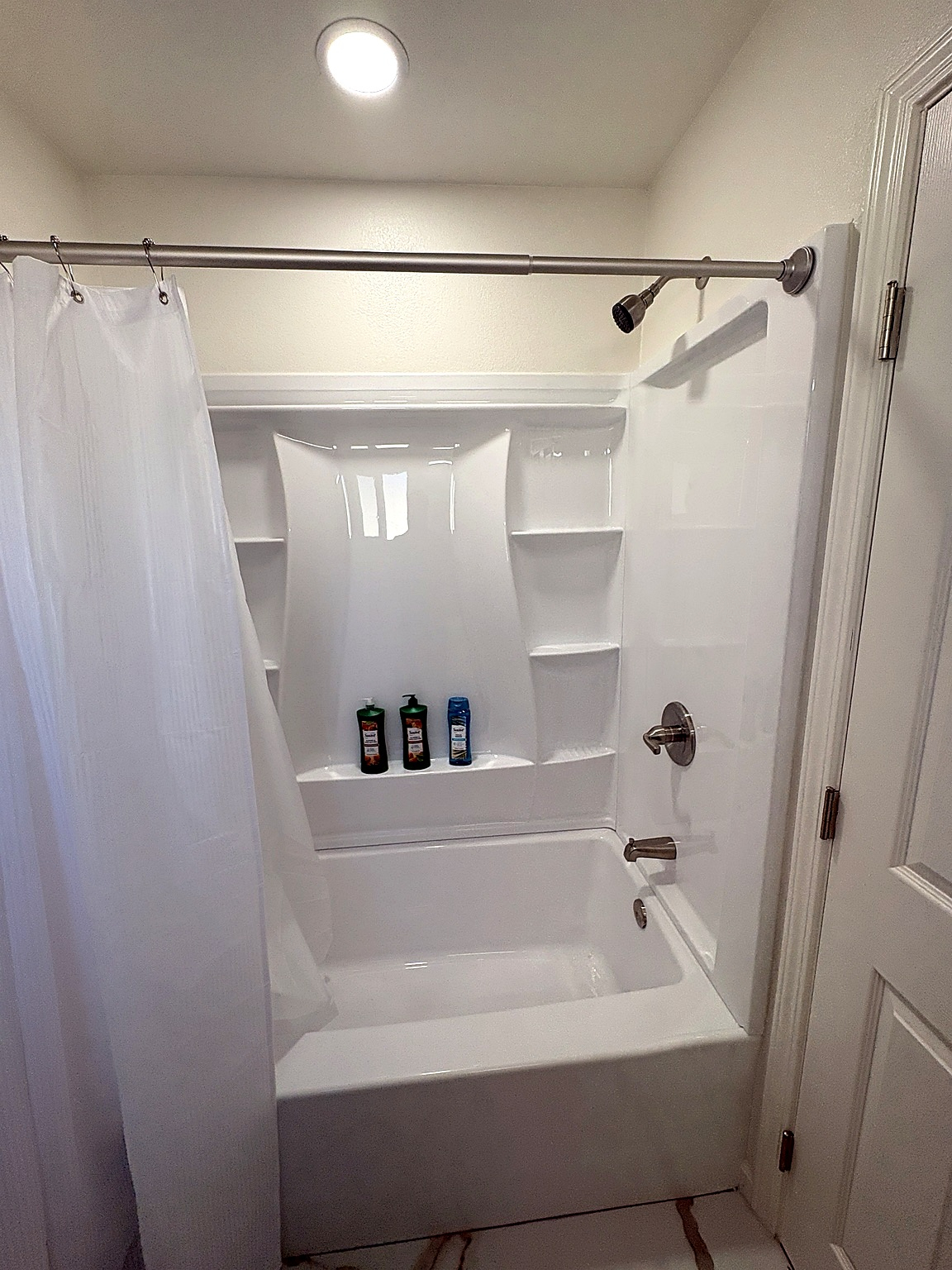 Newly Remodeled 2BR | DTSJ | Parking + EV charging - Photo 4